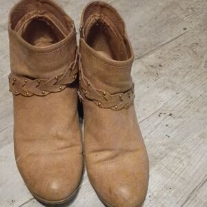 Stylish Tan Ankle Booties with Braided Detail